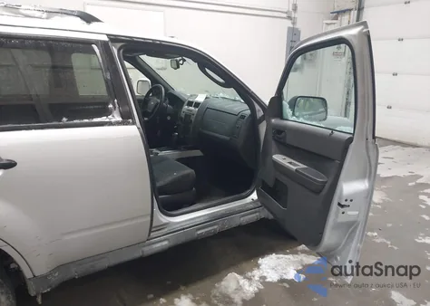 2009 Ford Escape Xlt из США, поврежденный, VIN 1FMCU93709KB08162